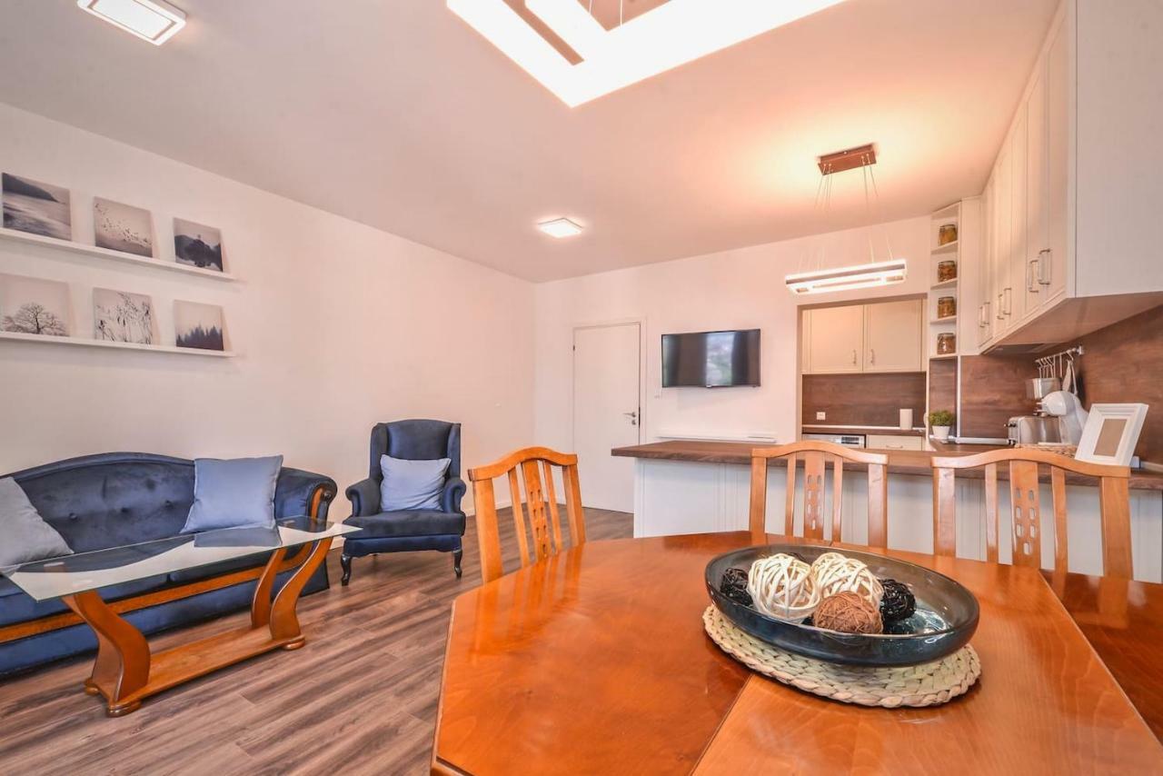 South Park, Vitosha View, 2-Bdr, 2-Bthr Apartment By Flat Mаnager София Екстериор снимка